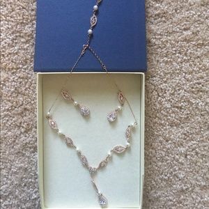 NWOT Rose gold Bridal necklace & earrings set